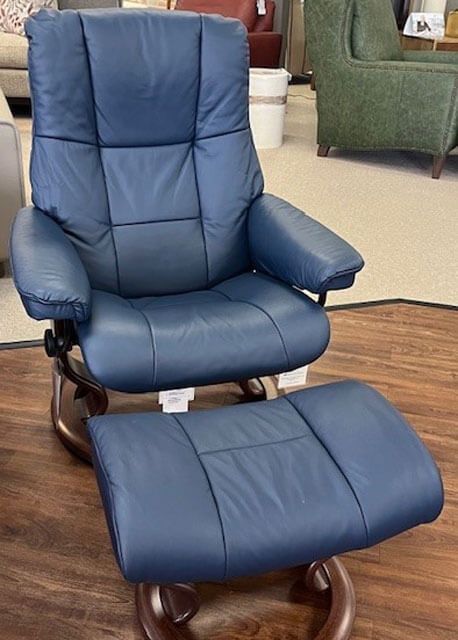 Stressless Mayfair Medium Classic Base Recliner