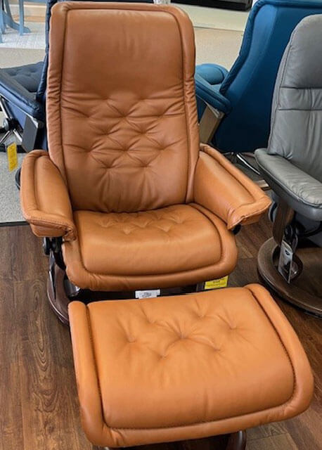 Stressless Royal Medium Classic Base Recliner